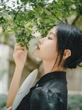 YITUYU艺图语 2025.01.06 娴静犹如花照水 欣欣(3)